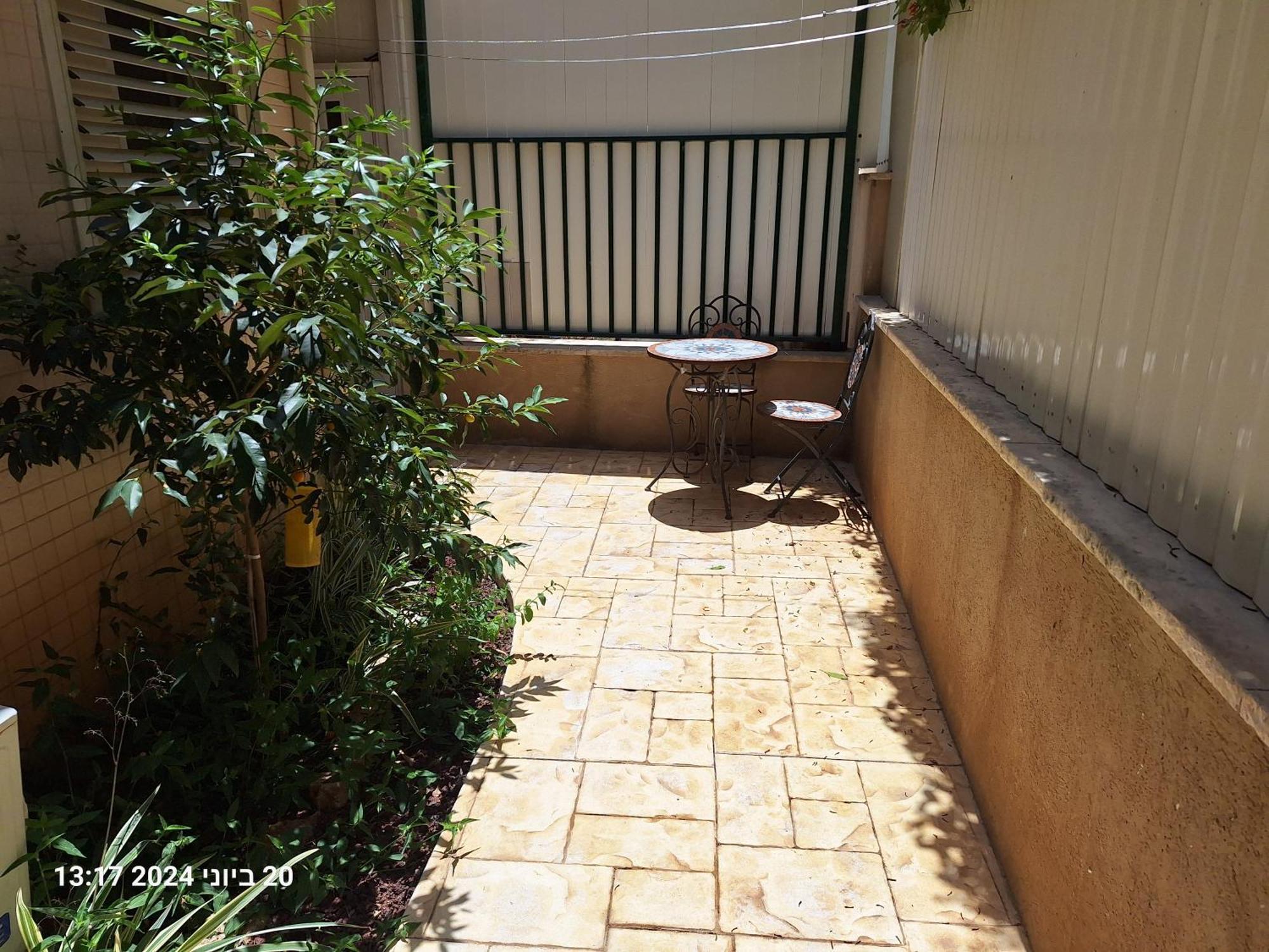 הבית הירוק Hotel Karmiel Eksteriør billede